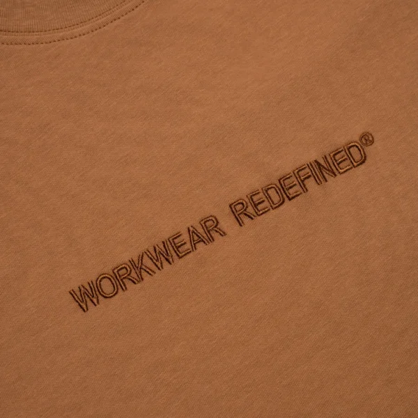 T-Shirt Workwear Redefined Emboidery Camel Caterpillar - Image 2